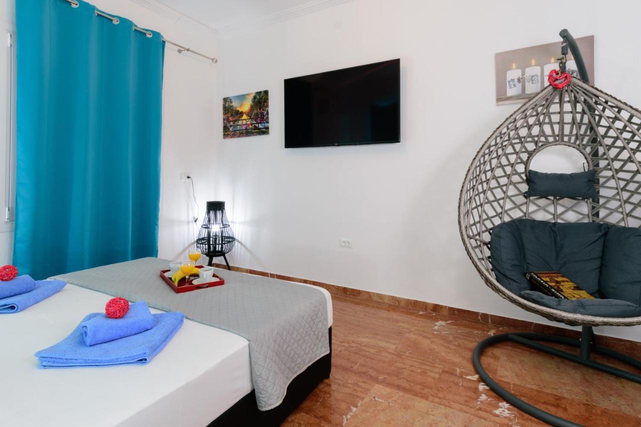 Luxury Lake View Center House Agios Nikolaos Buitenkant foto